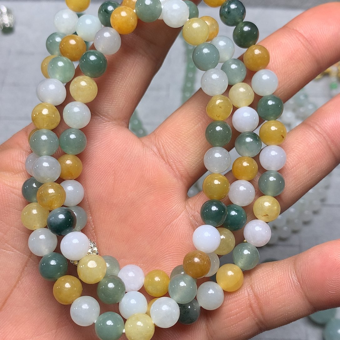 定制翡翠未镶嵌项链