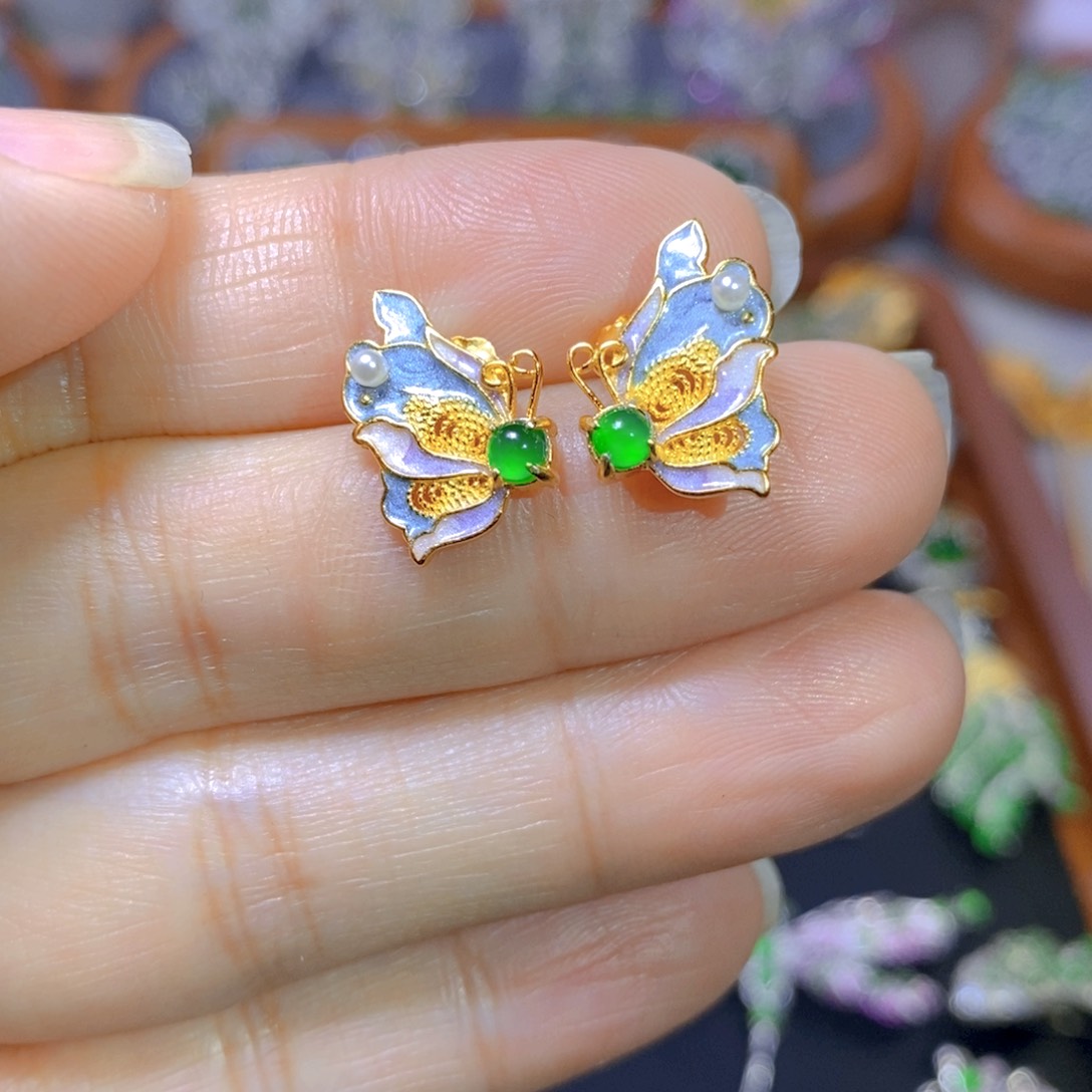 翡翠颈饰银S925镶嵌天然翡翠