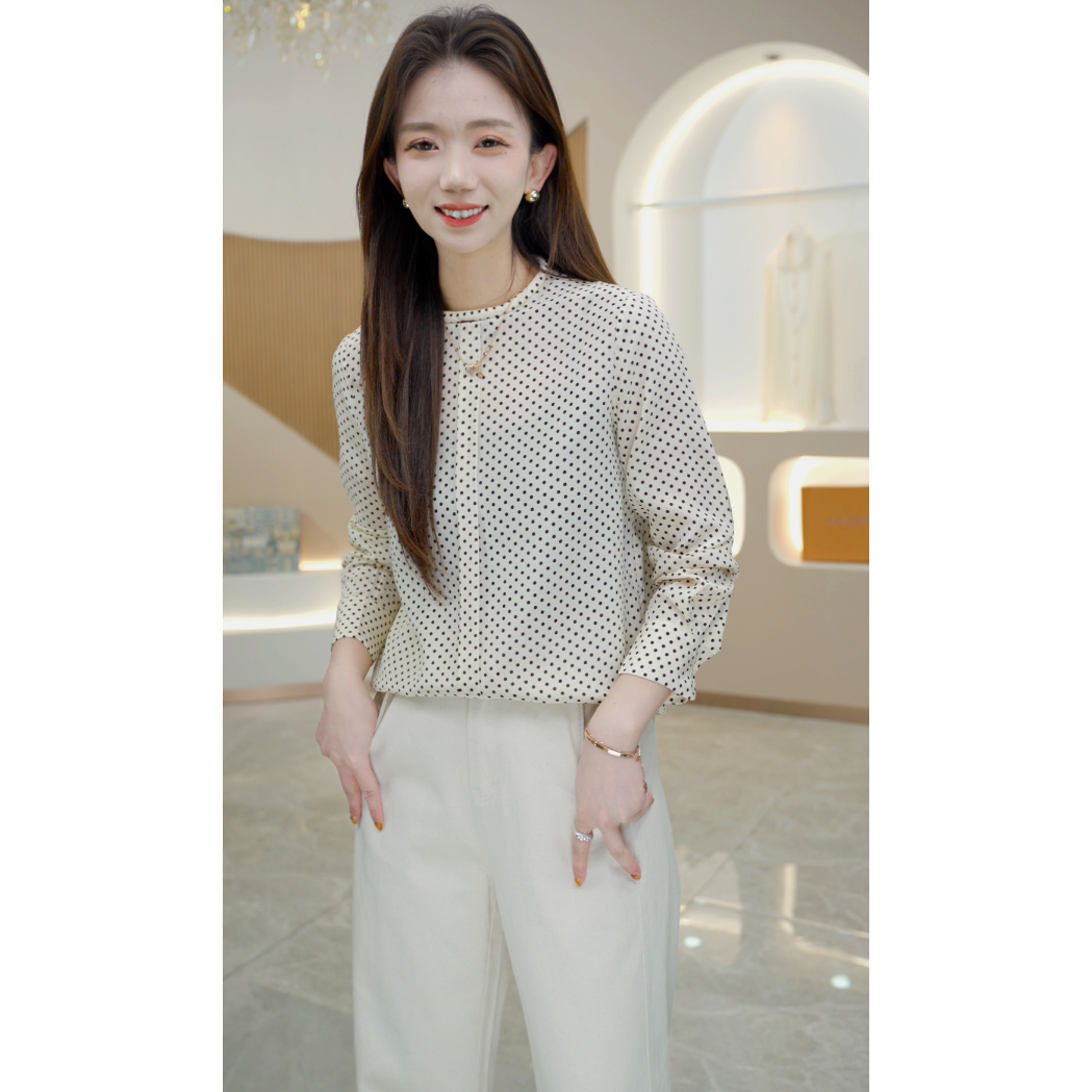 R H 新款圆领波点设计感小众休闲时尚洋气桑蚕丝双绉衬衫S3930