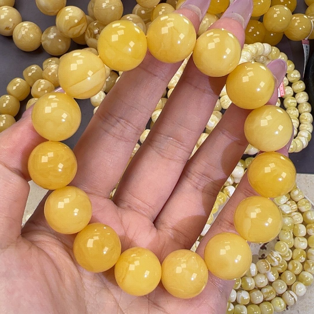 未镶嵌琥珀手链32.1浓蜡