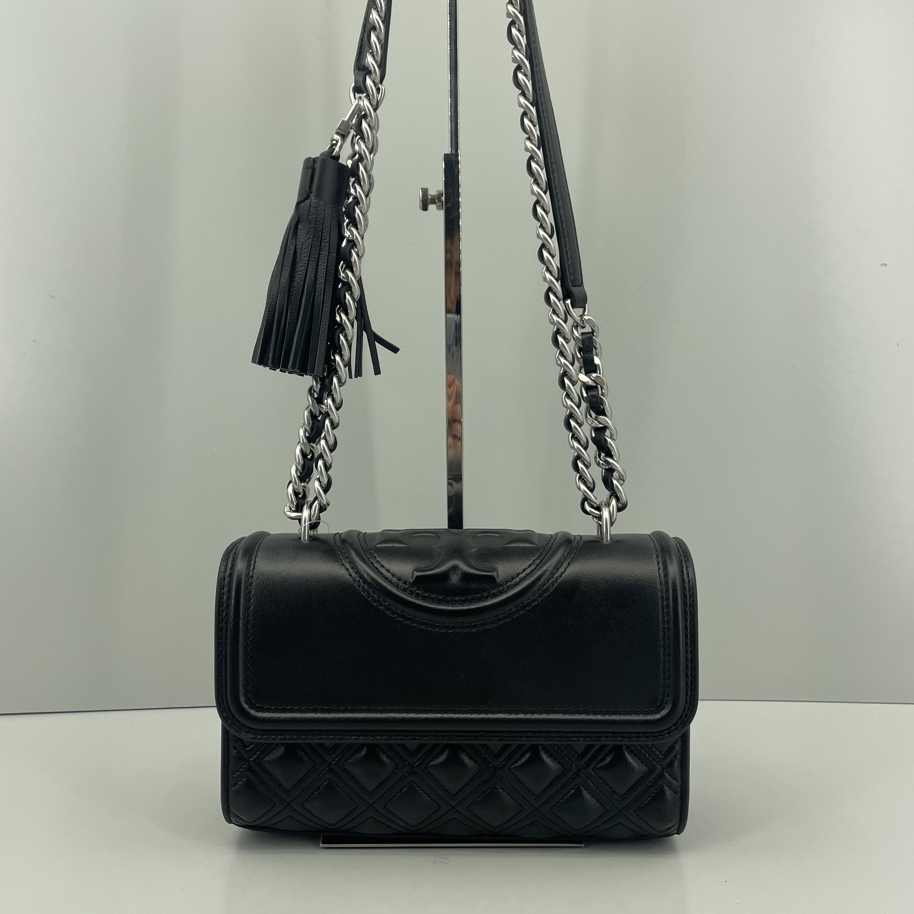 95新 TORY BURCH/汤丽柏琦 小林/黑色压纹链条斜挎包20*14*6cm