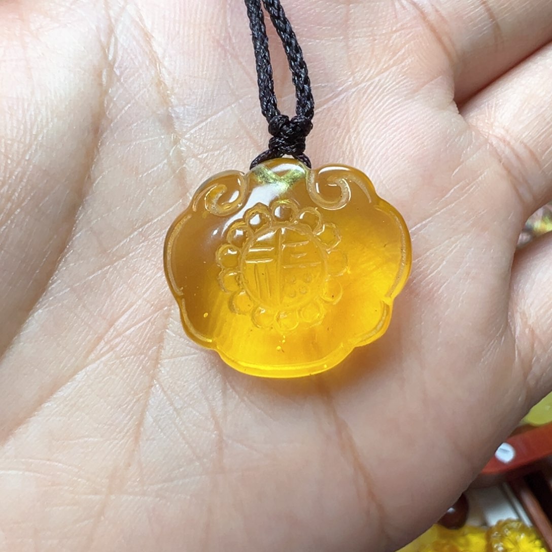 琥珀吊坠(不含链)未镶嵌