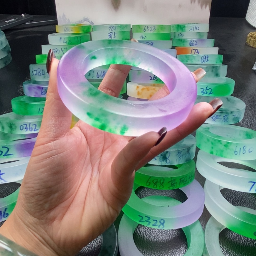 好***志玉百搭时尚独龙翠手镯