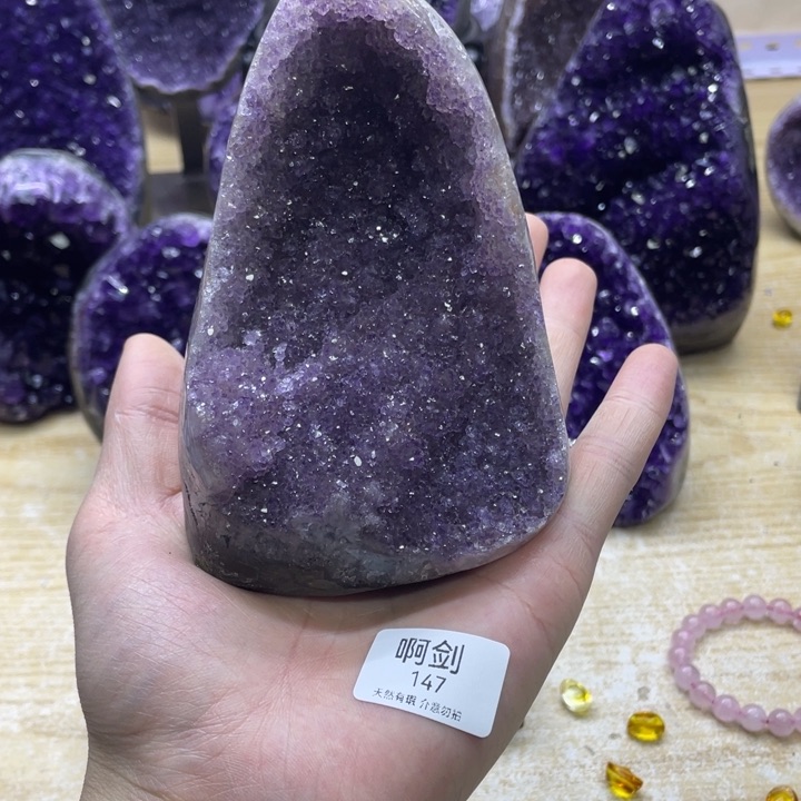 未镶嵌大型摆件（非配饰）紫晶