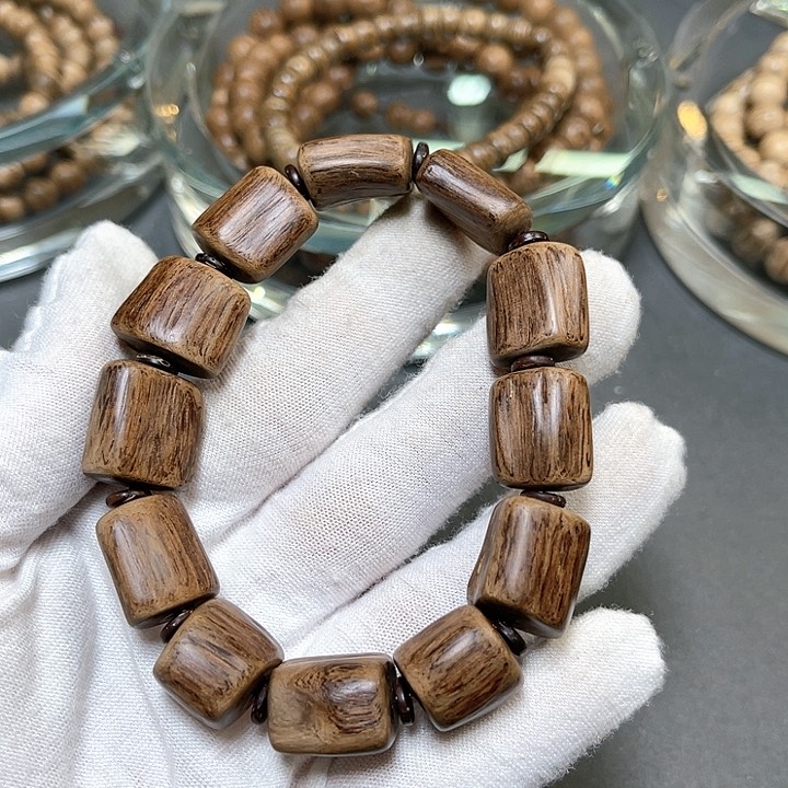 沉香手串达拉干沉水1.7/25.3克树心油