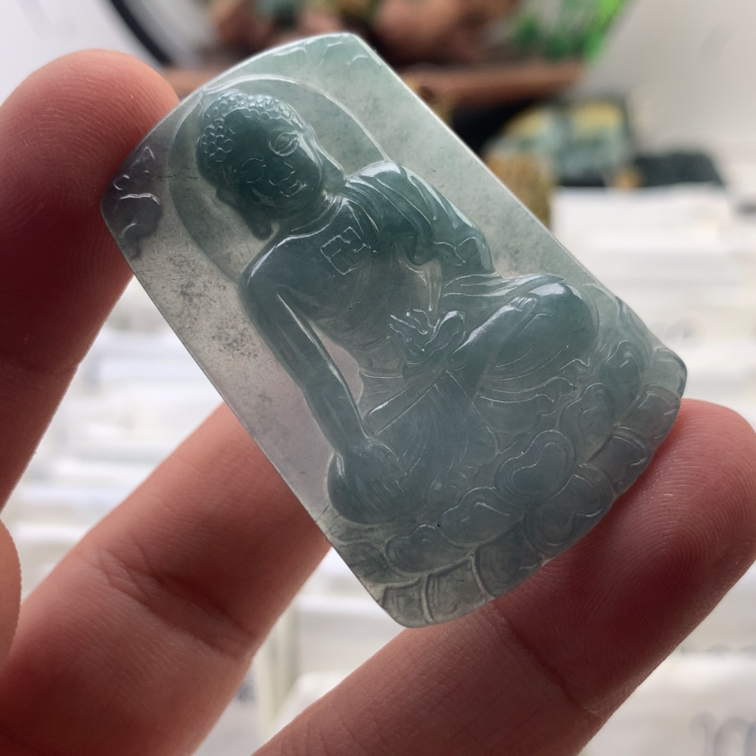 颈饰未镶嵌翡翠阿弥陀佛
