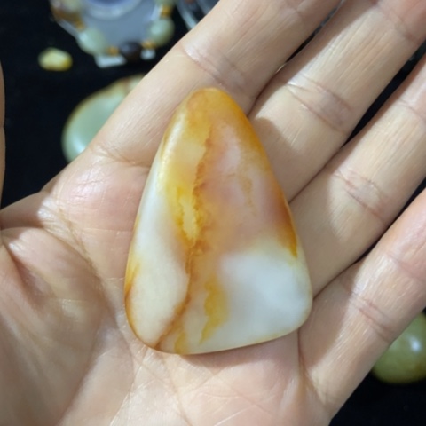 和田玉（糖玉）未镶嵌车挂