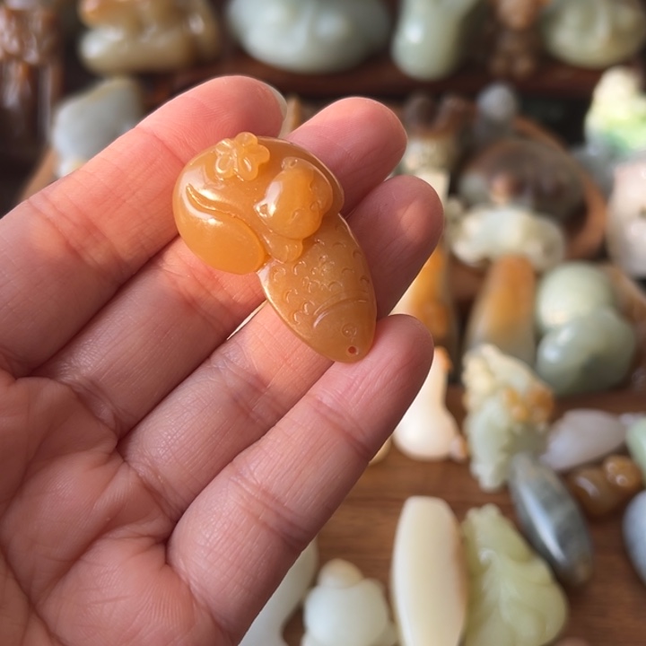 颈饰未镶嵌和田玉