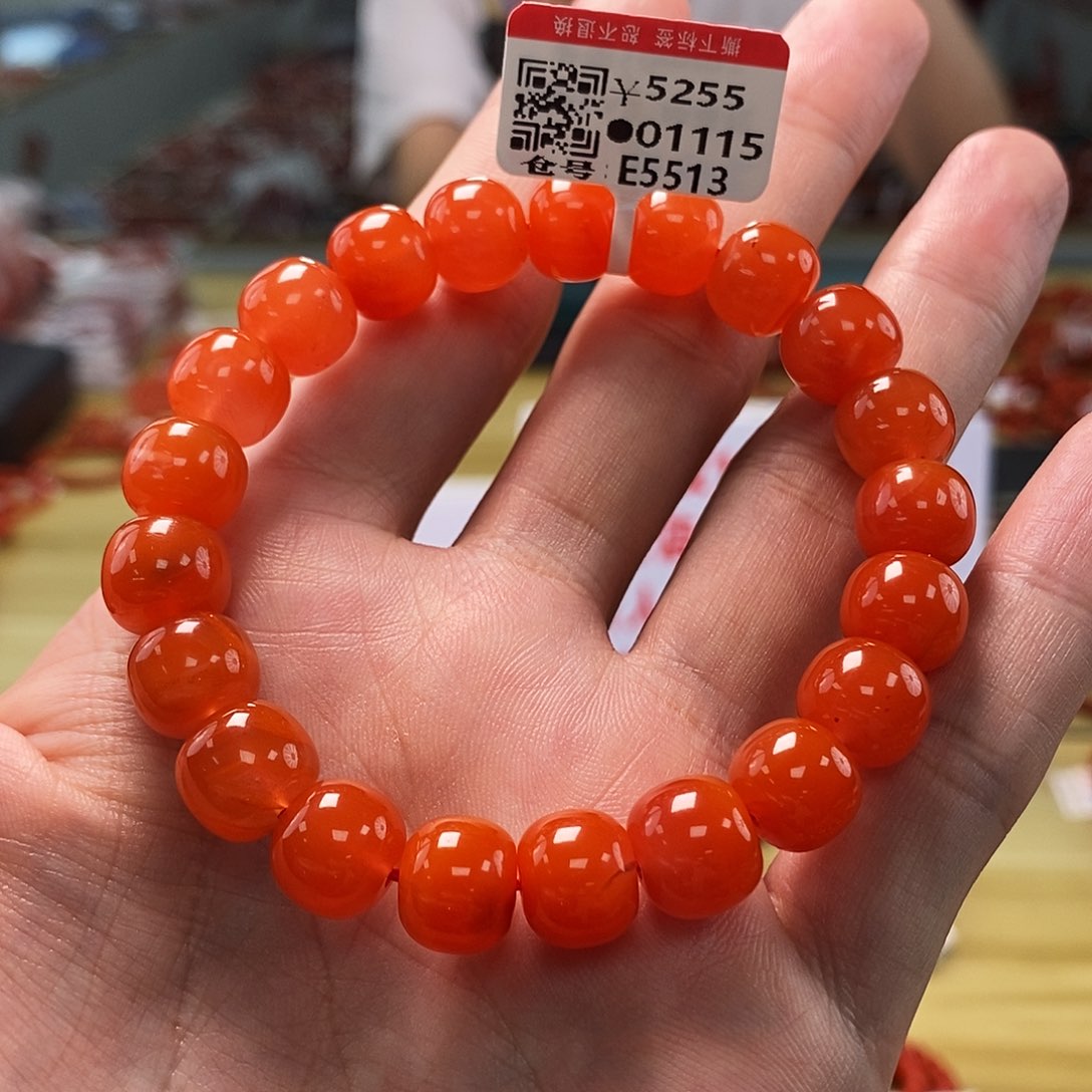 南红玛瑙10+mm   多样性发一未镶嵌