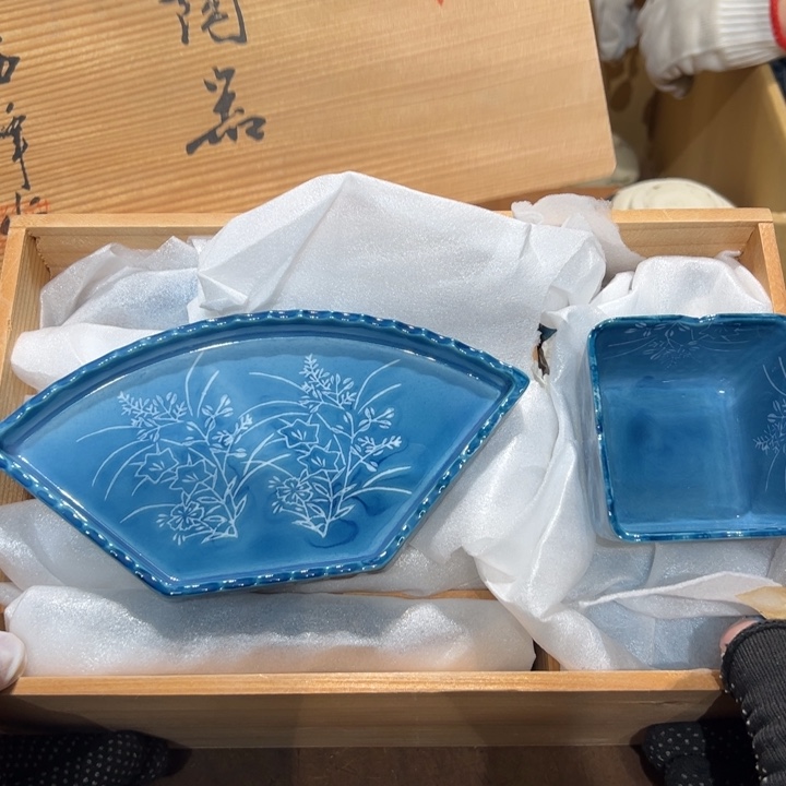 瓷器周边默认瑕疵1