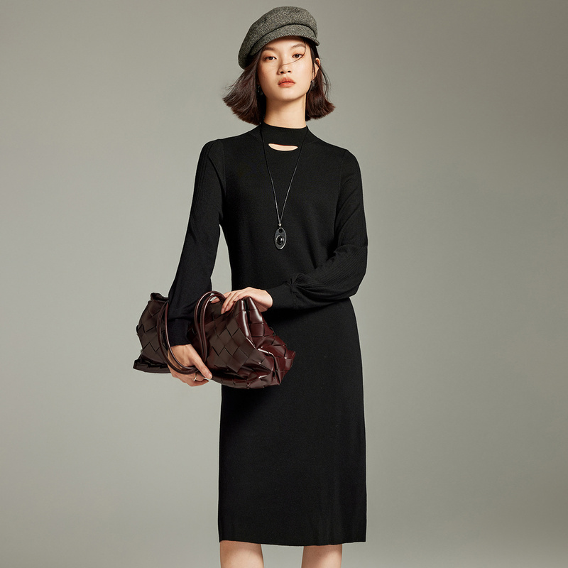 【尚雅专属】MOFAN摩凡冬新款黑色连衣裙MBL483189