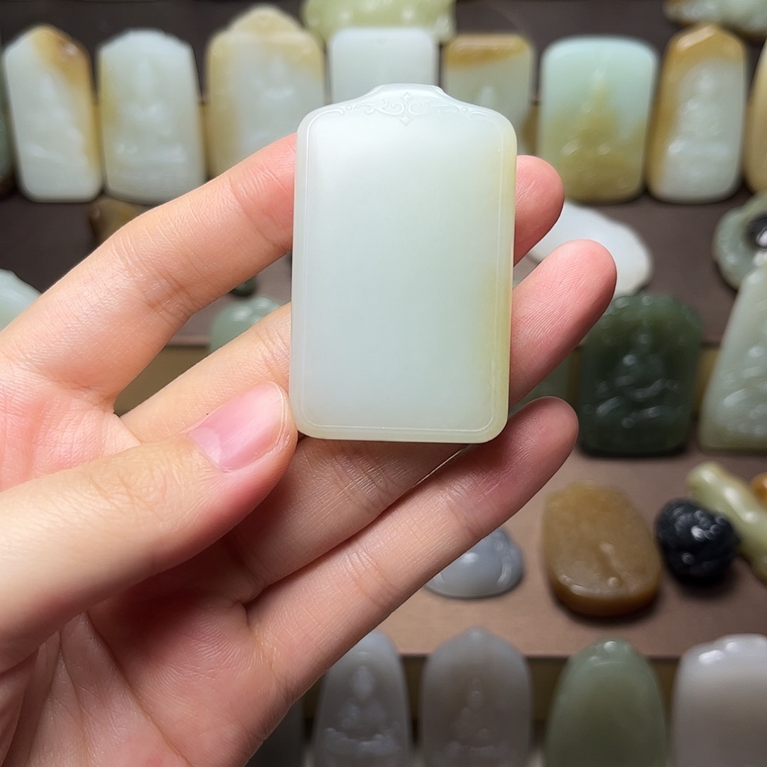 和田玉颈饰未镶嵌索*生