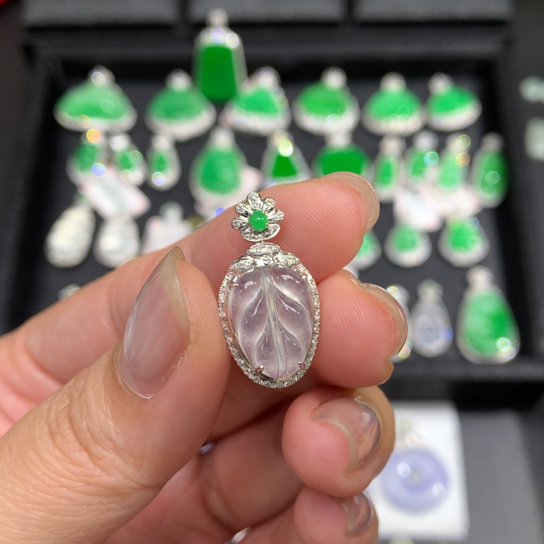 翡翠18K金镶嵌吊坠(不含链)