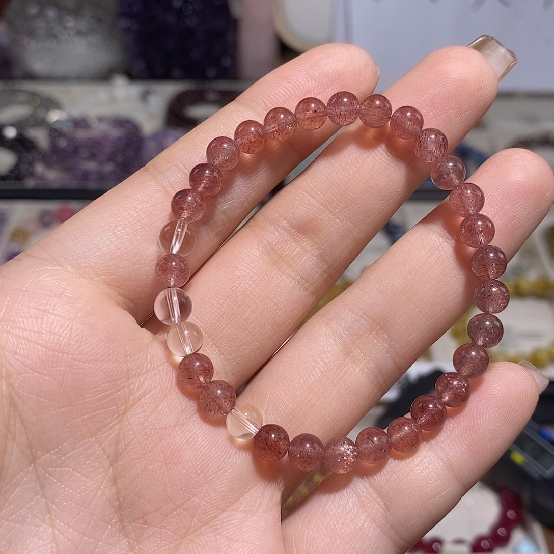 水晶手串未镶嵌草莓晶