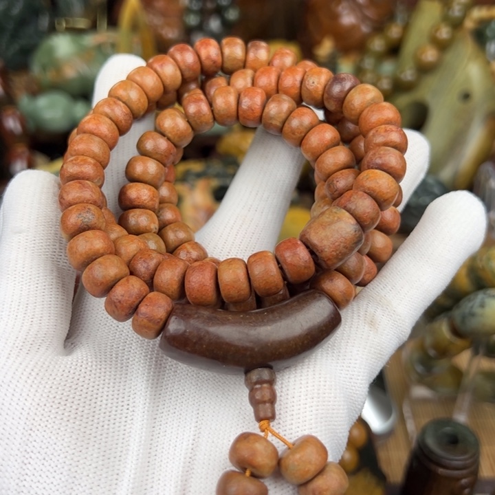 岫岩河磨玉（透闪石质玉）手串未镶嵌灵***售