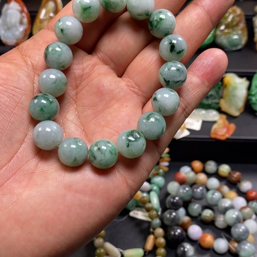 翡翠未镶嵌手串白底青