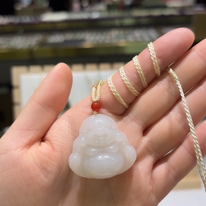 和田玉（糖玉）未镶嵌颈饰