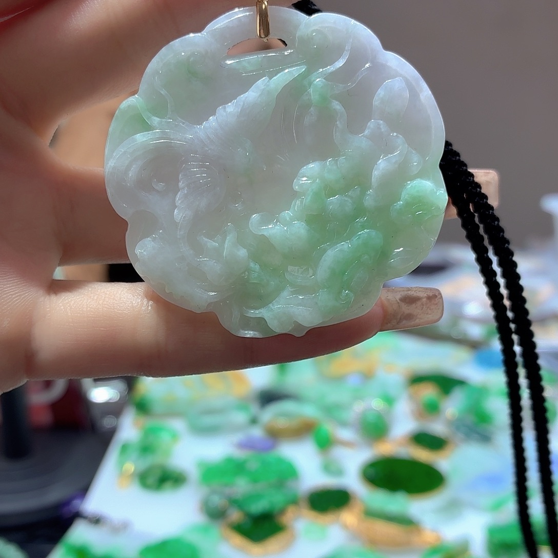 颈饰未镶嵌翡翠翡翠