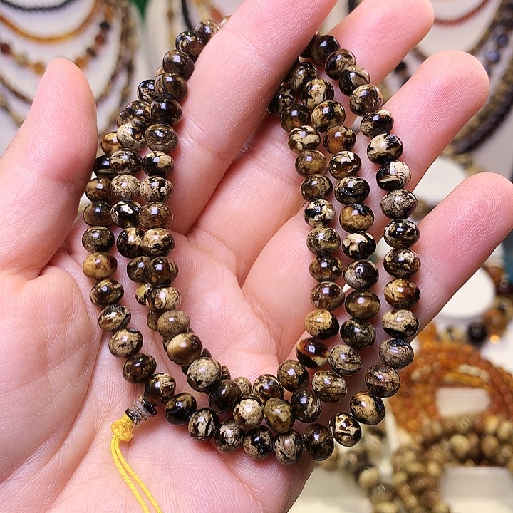 琥珀未镶嵌裸石妖花6+