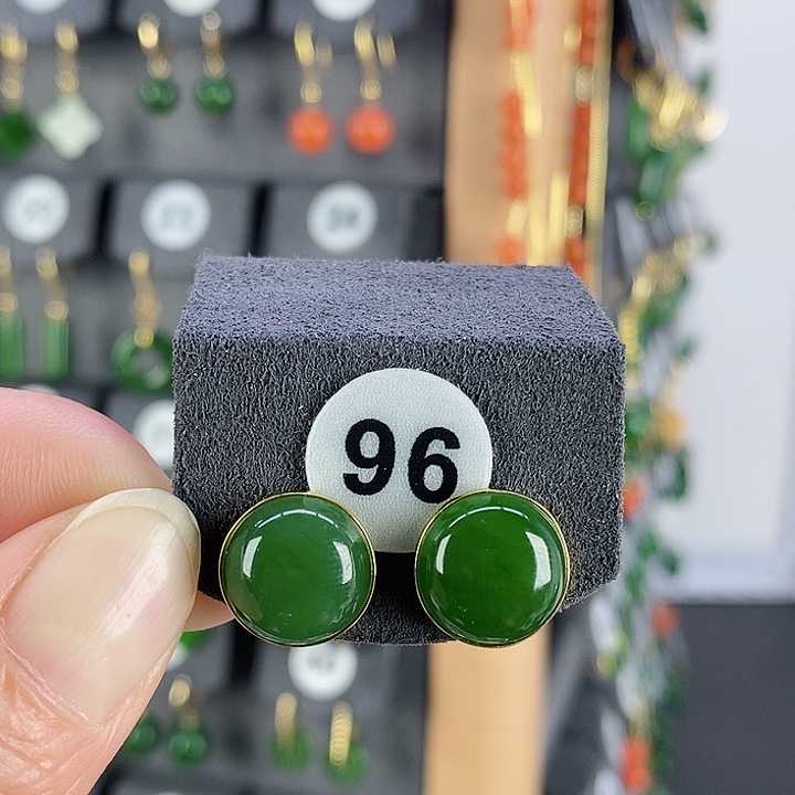 和田玉耳饰18K金镶嵌