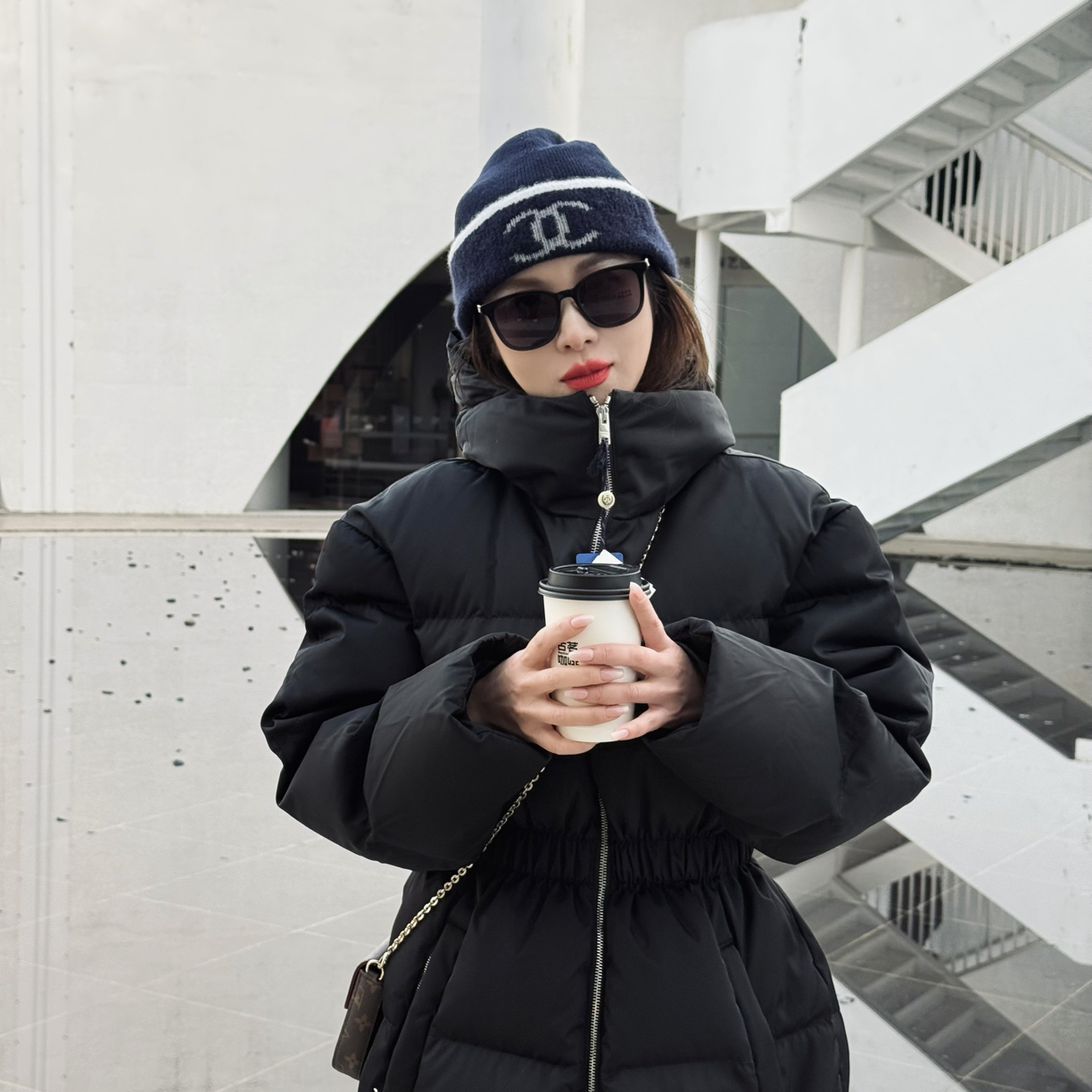 未使用 Prada/普拉达 Logo徽章长袖羽绒服 全新 H2646 40码  CS