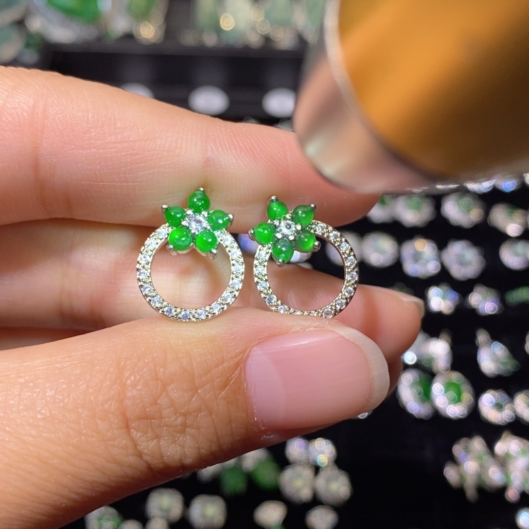 翡翠未镶嵌颈饰天然