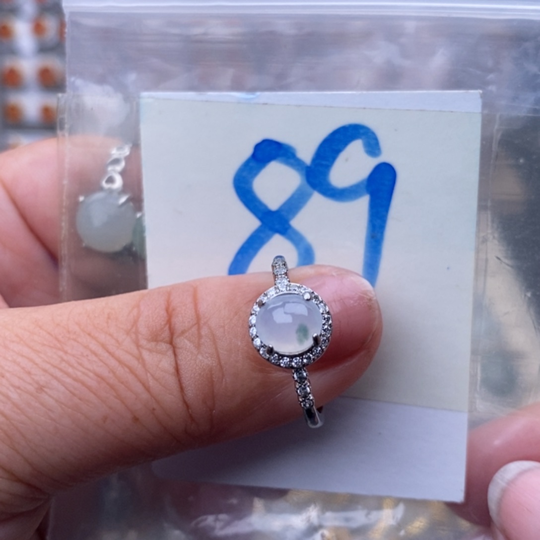 未镶嵌戒指翡翠缅甸