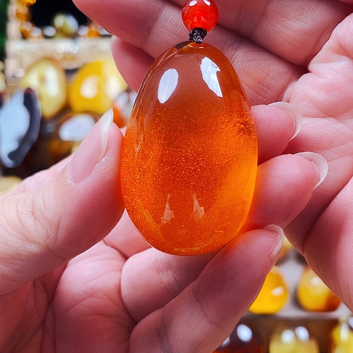 裸石琥珀未镶嵌吊坠