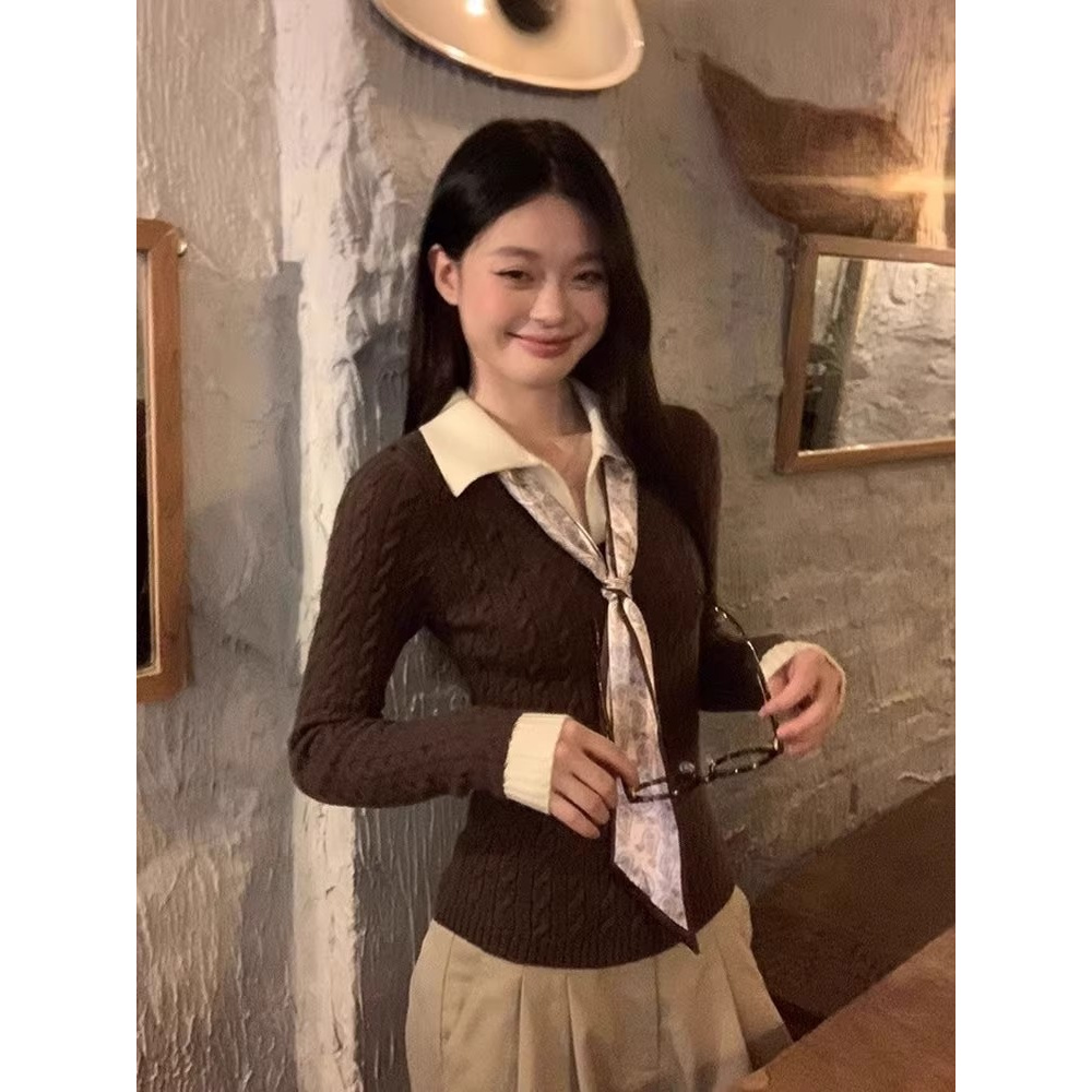 黑色翻领假两件领带针织毛衣女秋冬内搭设计感打底衫百褶裙套装