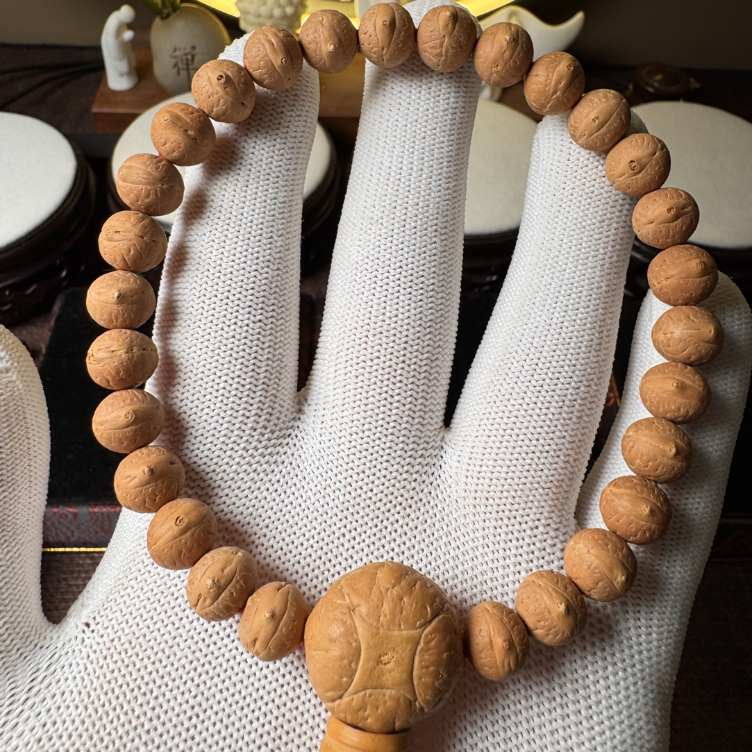 尼泊尔凤眼菩提，天花板，9.5mm手串28颗手持，文玩好物