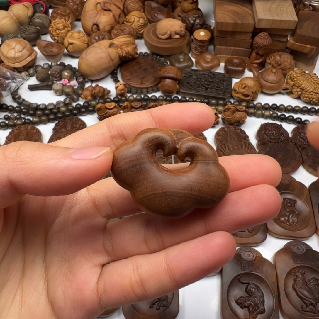 檀香木降云老山檀