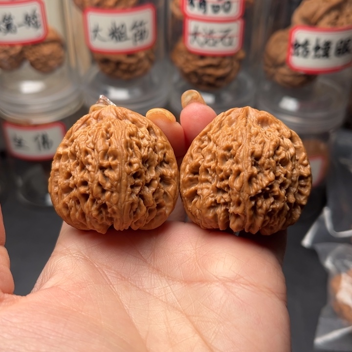 文玩核桃把件涿鹿南疆石