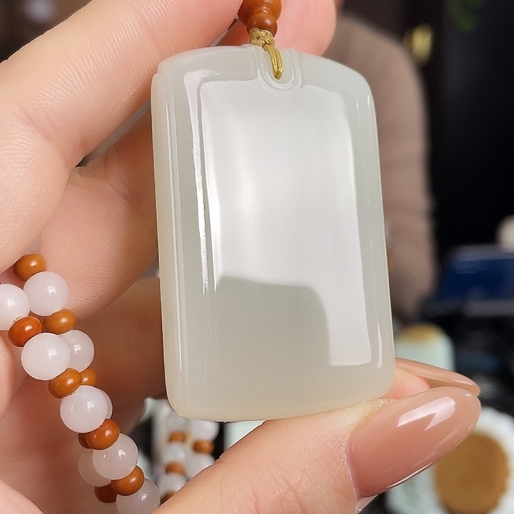 和田玉未镶嵌颈饰定制发货