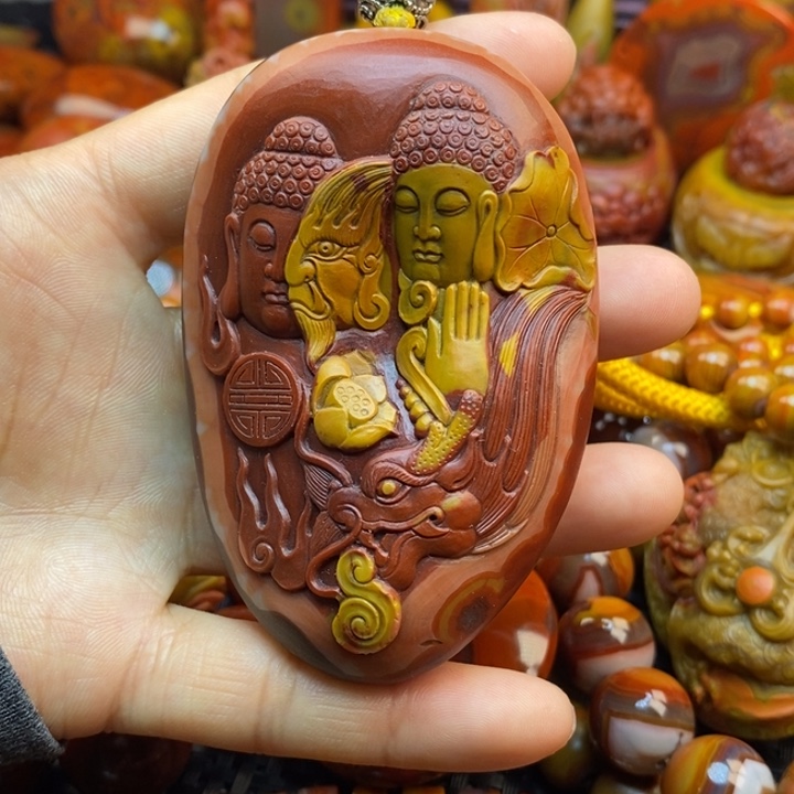 玛瑙/玉髓颈饰未镶嵌斑*