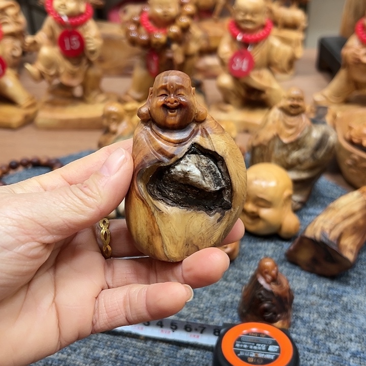 柏木太行崖柏手把摆件