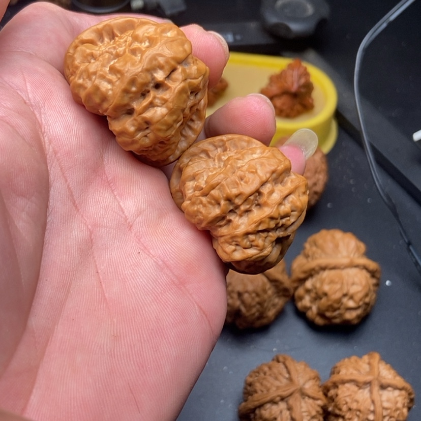 【闪购商品】桃核吊坠楝比翼双飞