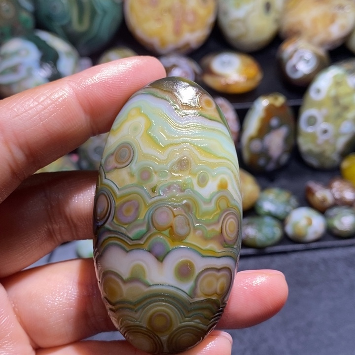 玛瑙/玉髓未镶嵌珠宝半成品5