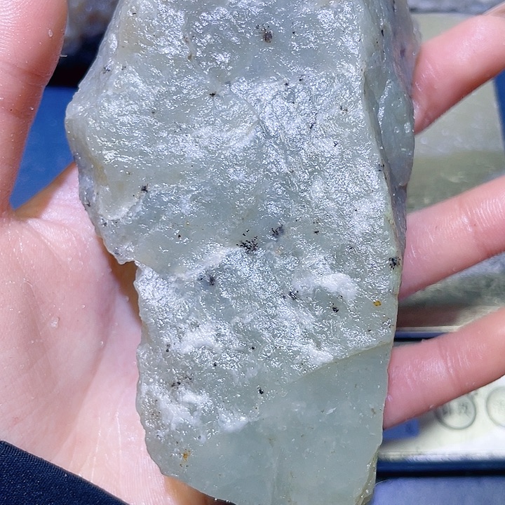 和田玉未镶嵌珠宝半成品