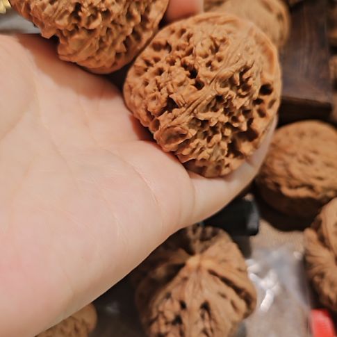 吊坠文玩核桃44南疆