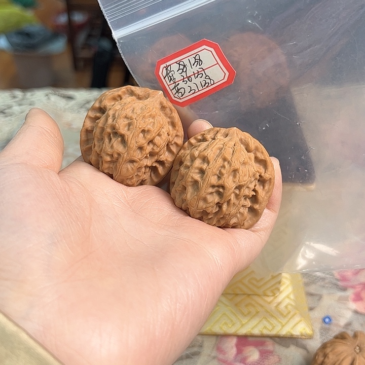 文玩核桃把件非嫁接北京