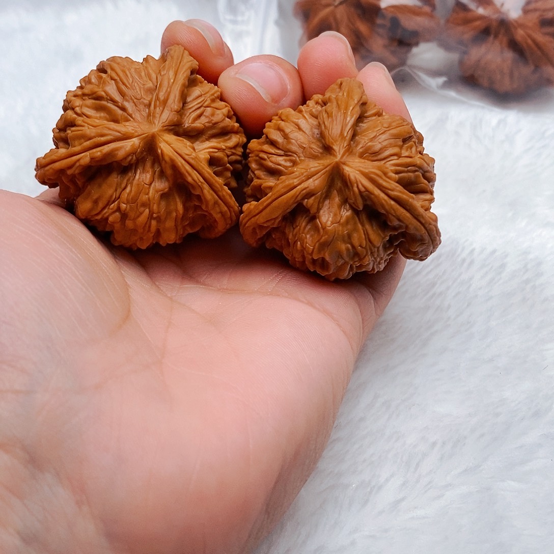 我***如吊坠文玩核桃三棱