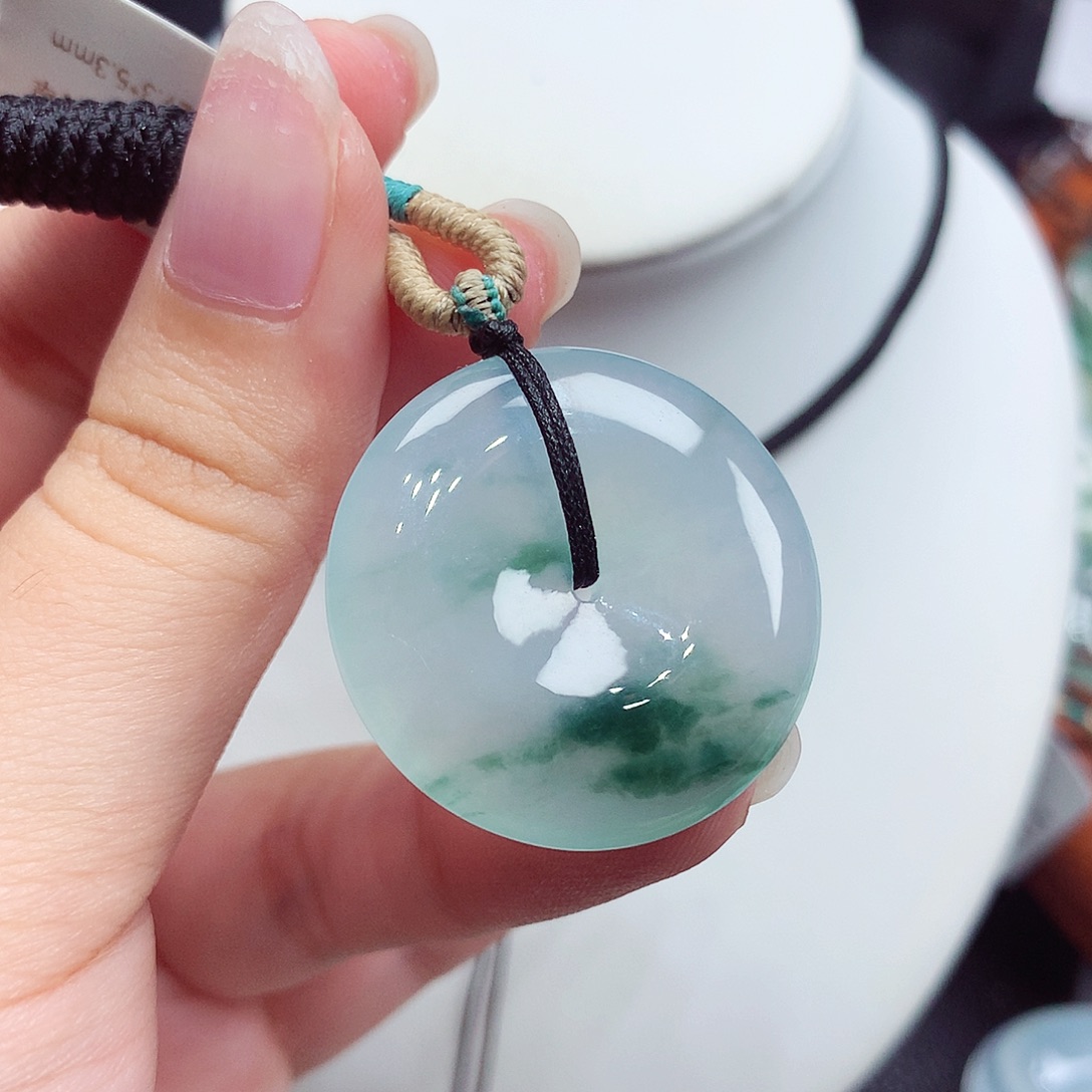 翡翠未镶嵌颈饰翡翠38，29.3/5.3