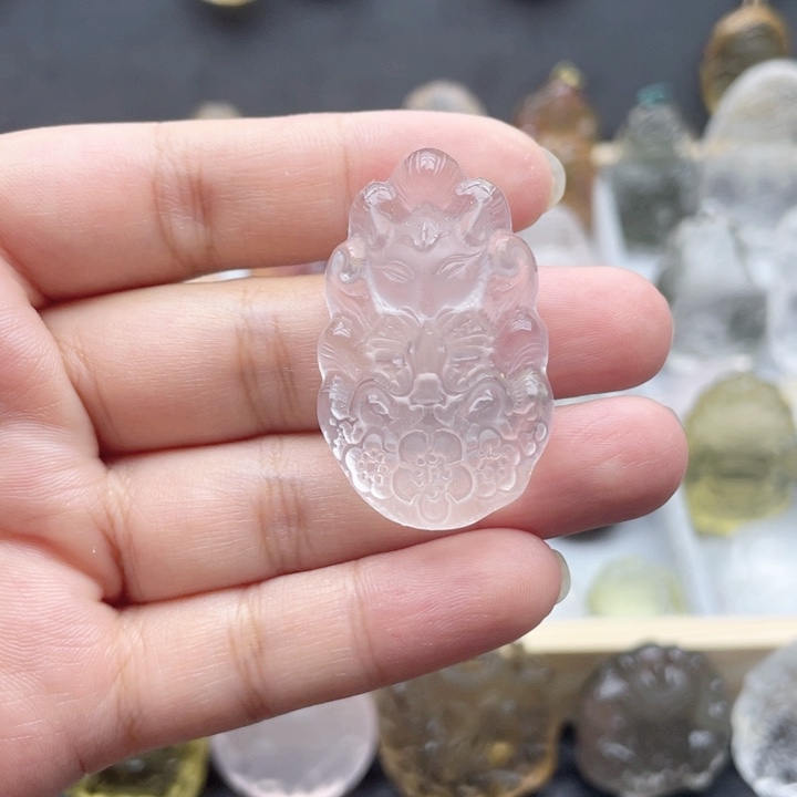 水晶未镶嵌吊坠(不含链)