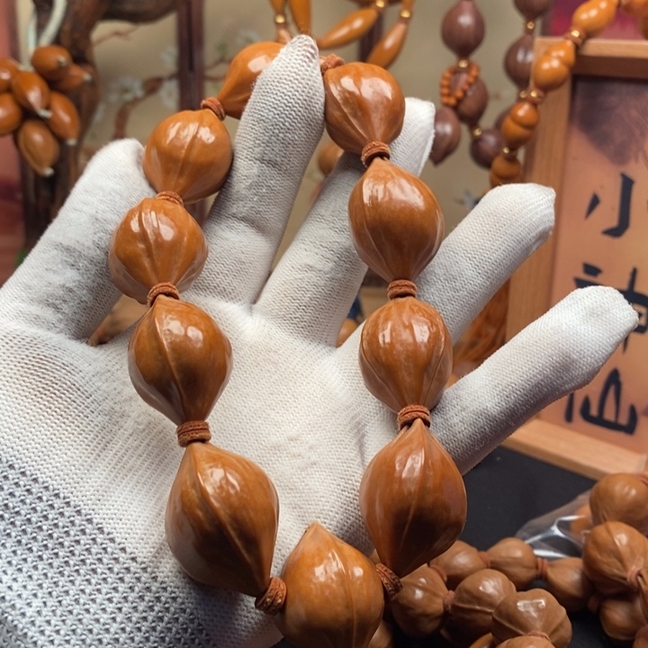 手串/手链橄榄核2.0三花铁盒