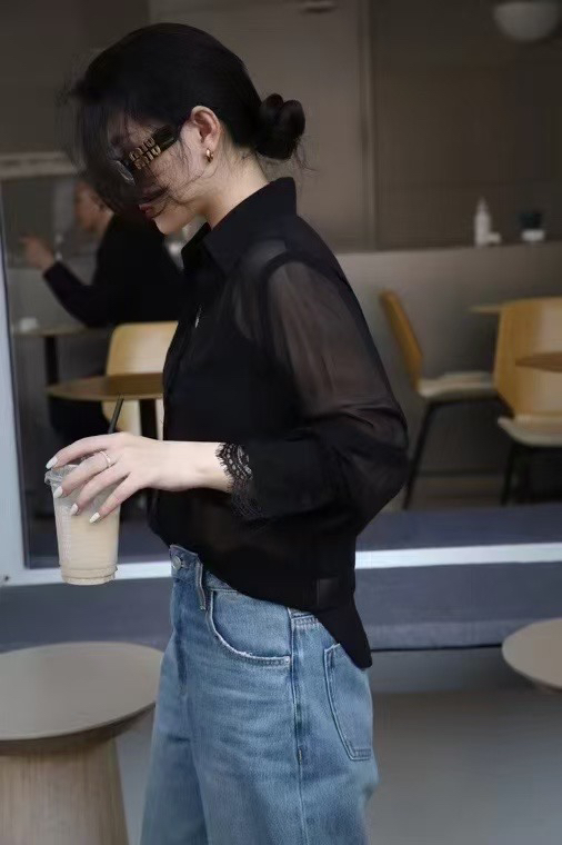 透感蕾丝真丝衬衣