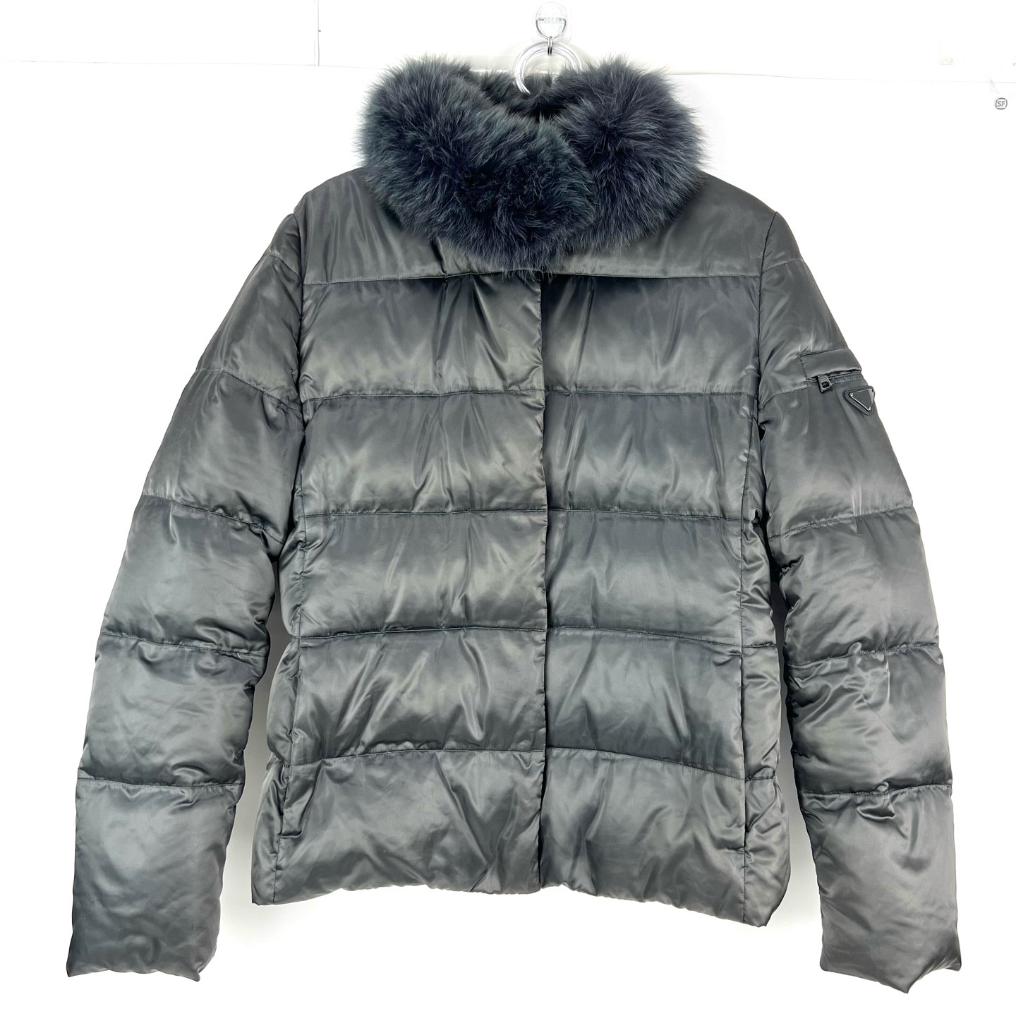 99新 Prada/普拉达 44码 Prada普拉达 黑色羽绒服 99新 sz0241