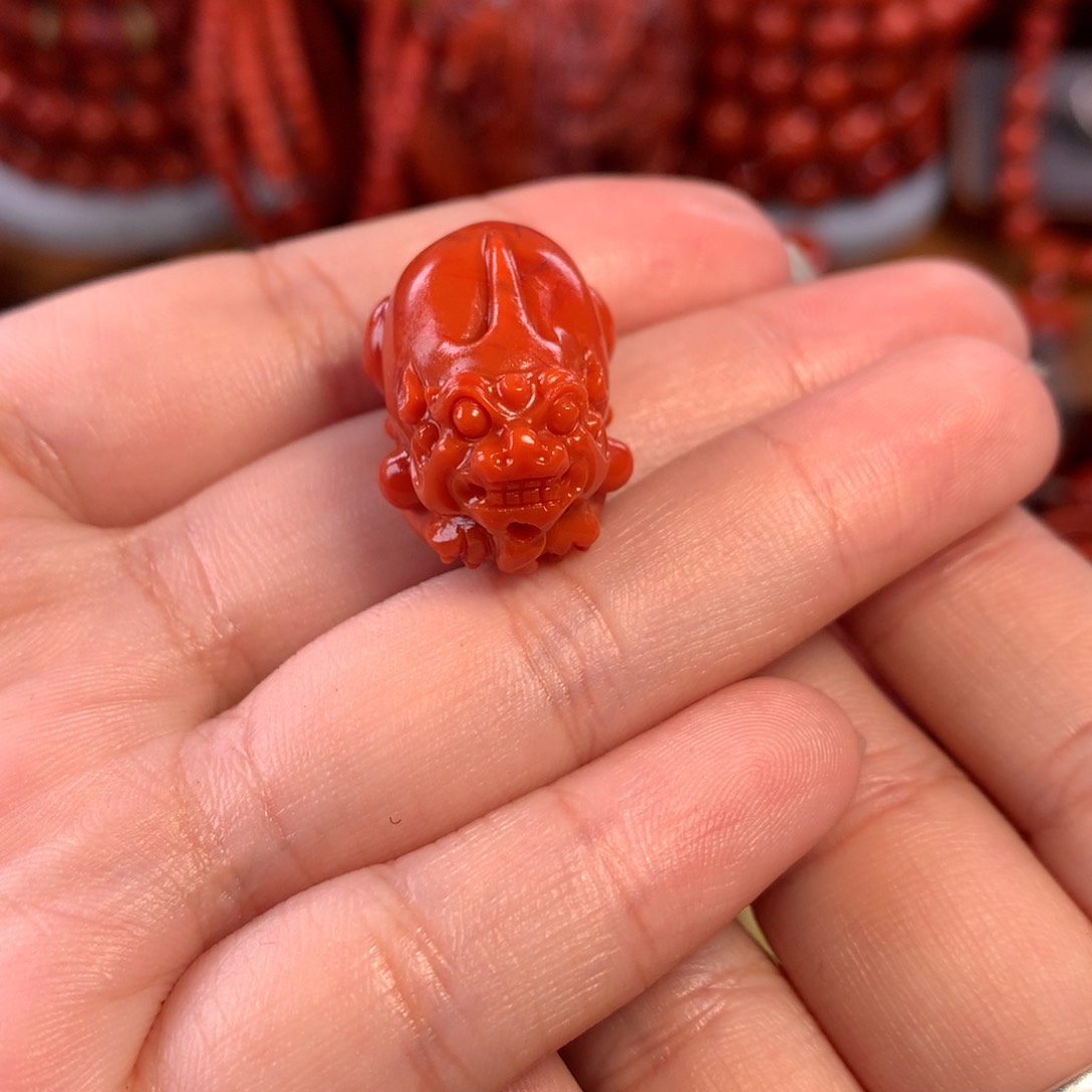 南红玛瑙川料瓦西貔貅未镶嵌顾*圆