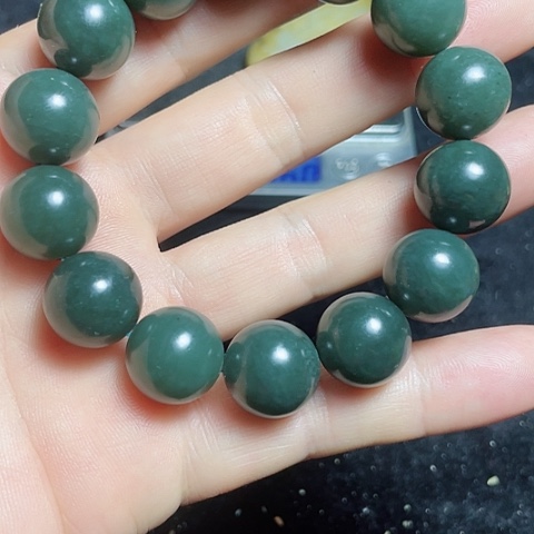 未镶嵌和田玉（糖玉）挂件