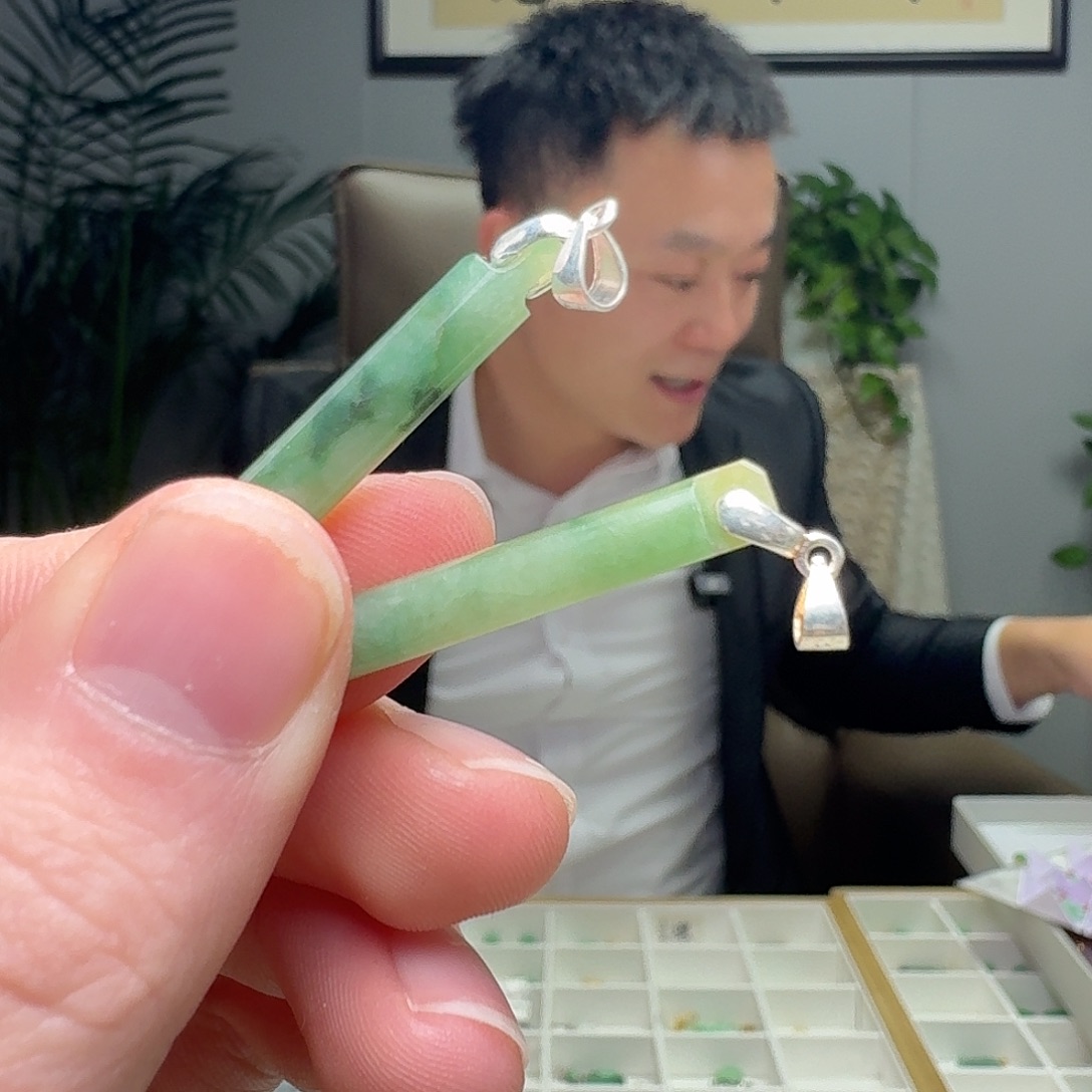 翡翠银S925镶嵌吊坠(不含链)多样性发货其一