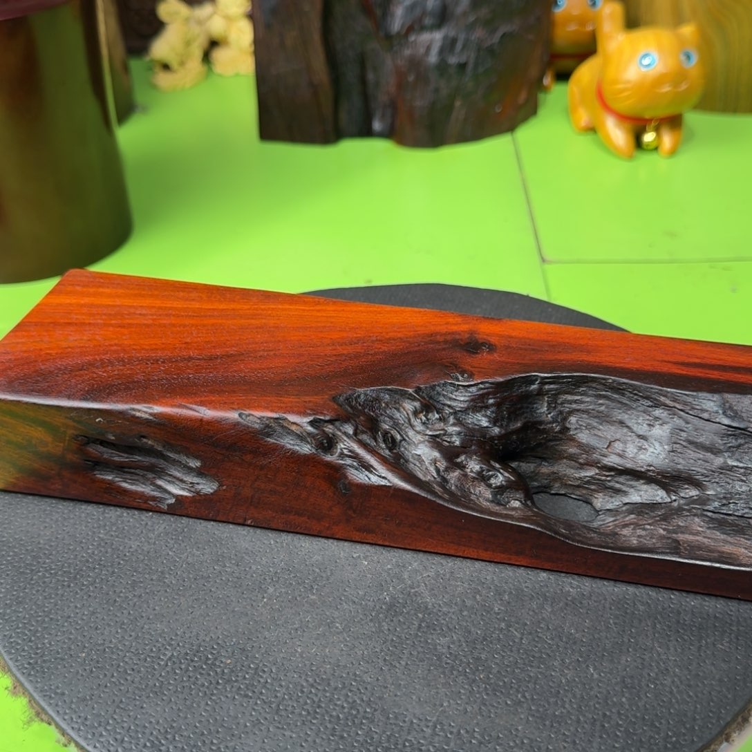 倔***子大果紫檀（缅甸花梨）